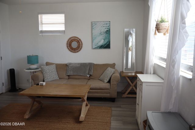 835 E 24th Ave Apt 111, New Smyrna Beach, FL 32169