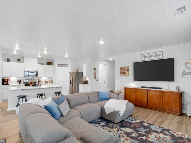 6305 Japonica Ln, White House, TN 37188