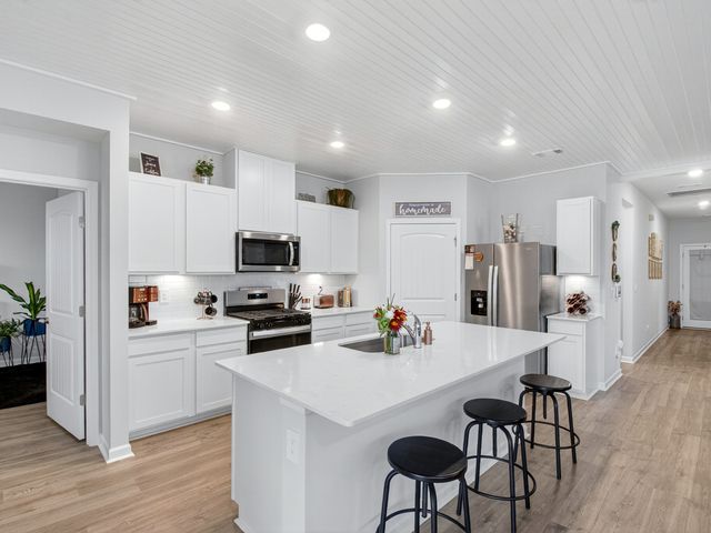 6305 Japonica Ln, White House, TN 37188