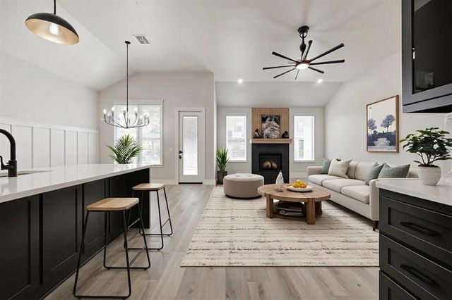 7112 NW 154th Street, Edmond, OK 73013