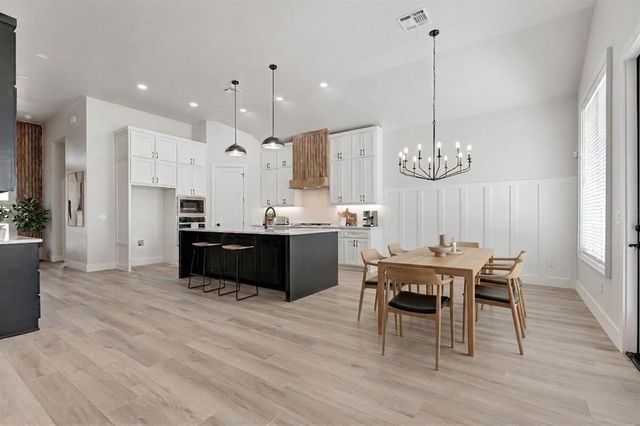 7112 NW 154th Street, Edmond, OK 73013