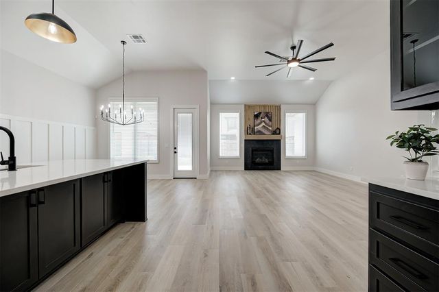 7112 NW 154th Street, Edmond, OK 73013