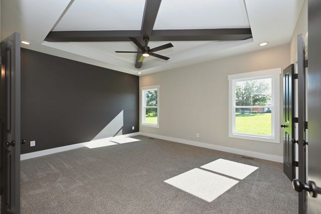102 N Nikki Dr, Portland, TN 37148