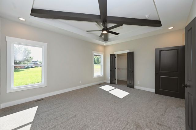 102 N Nikki Dr, Portland, TN 37148