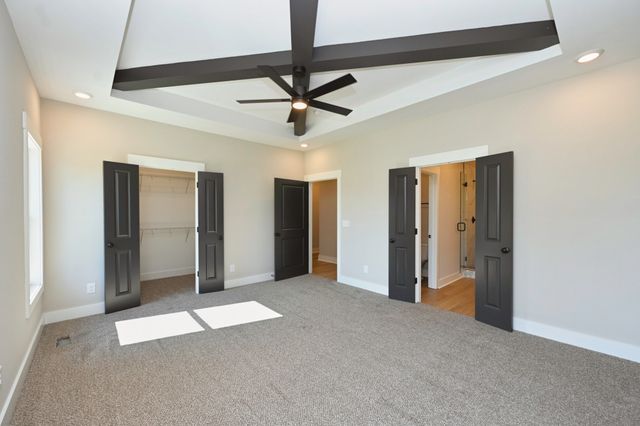 102 N Nikki Dr, Portland, TN 37148