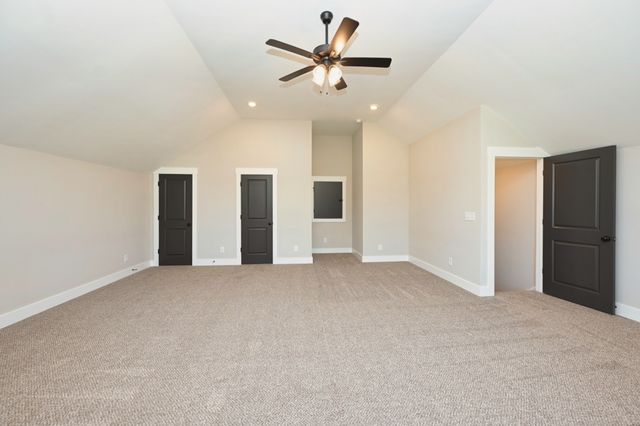 102 N Nikki Dr, Portland, TN 37148