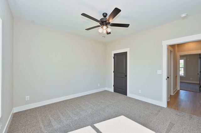 102 N Nikki Dr, Portland, TN 37148