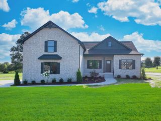 102 N Nikki Dr, Portland, TN 37148