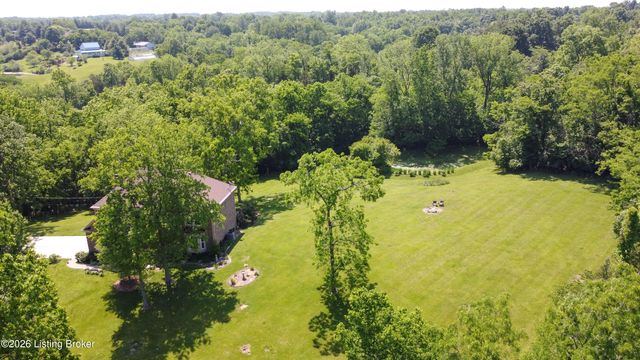 7102 Old Heady Rd, Louisville, KY 40299
