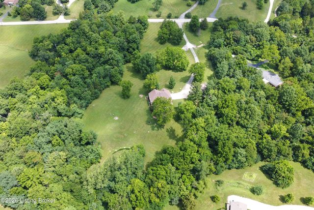 7102 Old Heady Rd, Louisville, KY 40299