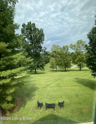 7102 Old Heady Rd, Louisville, KY 40299