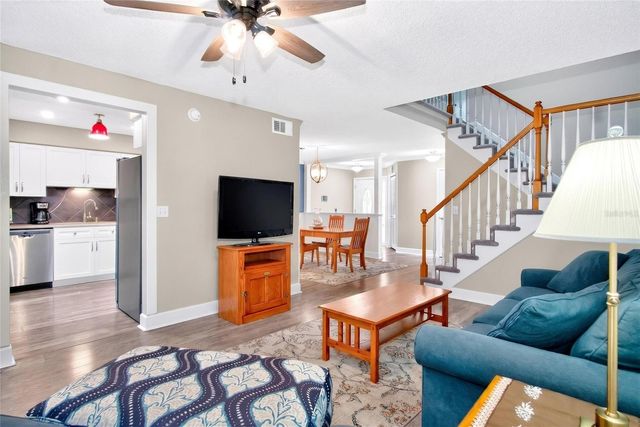 2524 W BROOK LANE, Clearwater, FL 33761