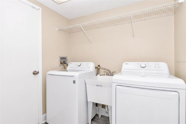 2524 W BROOK LANE, Clearwater, FL 33761