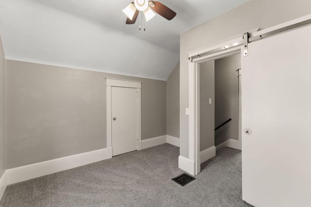 1467 Charles Avenue, Saint Paul, MN 55104