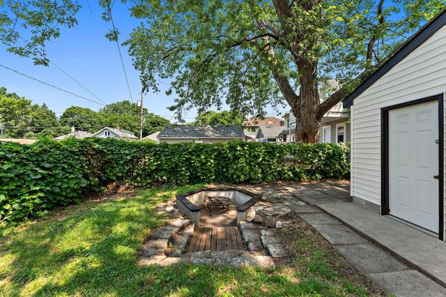 1467 Charles Avenue, Saint Paul, MN 55104