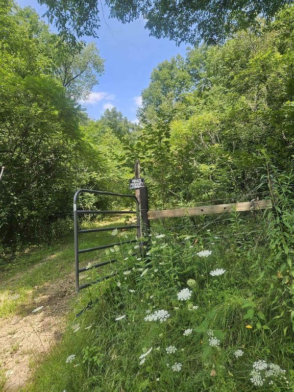 Byers Road, Boscobel, WI 53805