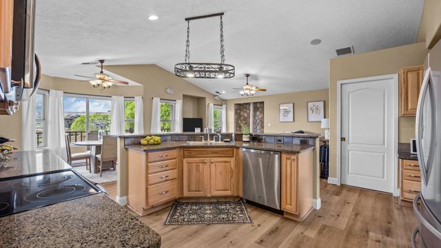 1005 Pritchard Mesa Court, Grand Junction, CO 81505
