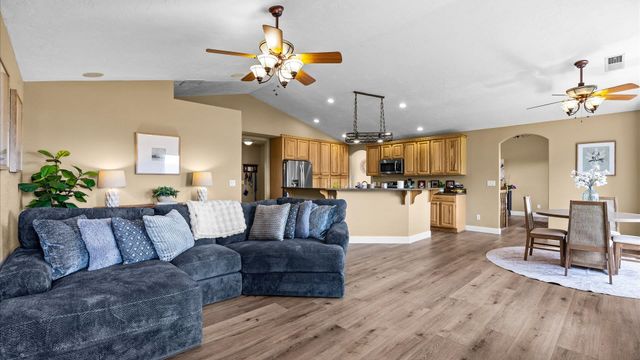 1005 Pritchard Mesa Court, Grand Junction, CO 81505