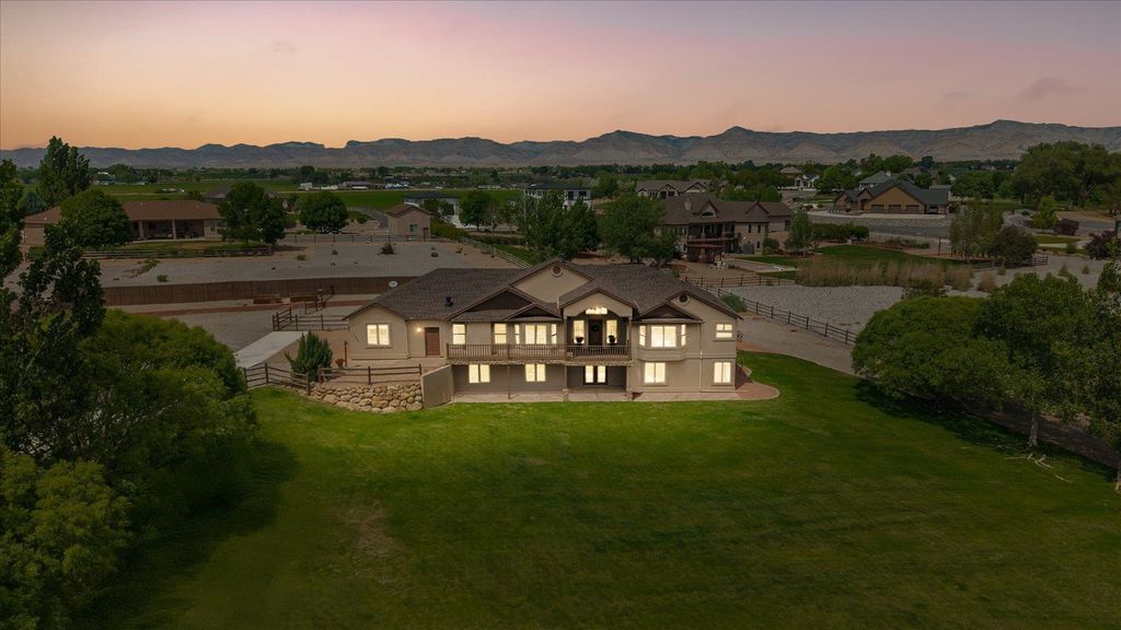 1005 Pritchard Mesa Court, Grand Junction, CO 81505