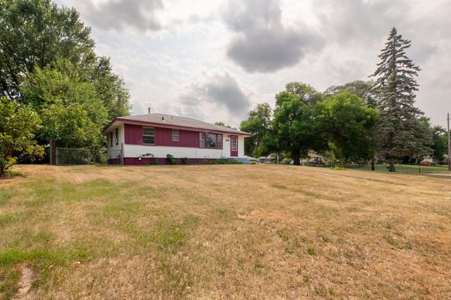 632 113th Avenue NW, Coon Rapids, MN 55448