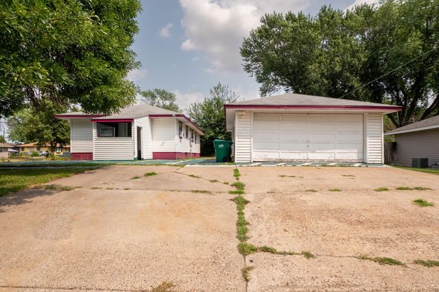 632 113th Avenue NW, Coon Rapids, MN 55448