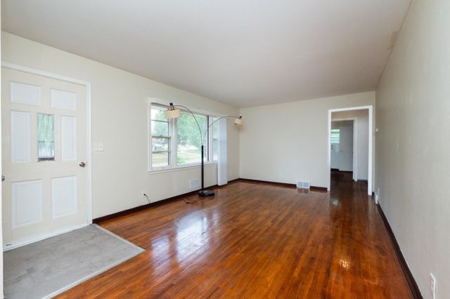 632 113th Avenue NW, Coon Rapids, MN 55448