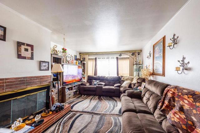 936 Brussels Street, San Francisco, CA 94134