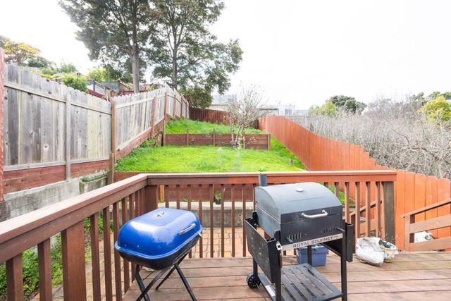 936 Brussels Street, San Francisco, CA 94134