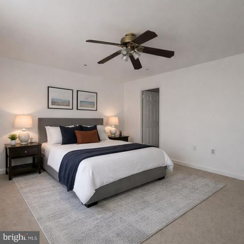 204 SPRINGWOOD DR, Bear, DE 19701