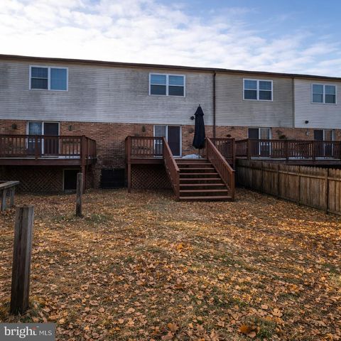 204 SPRINGWOOD DR, Bear, DE 19701