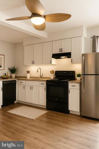 204 SPRINGWOOD DR, Bear, DE 19701