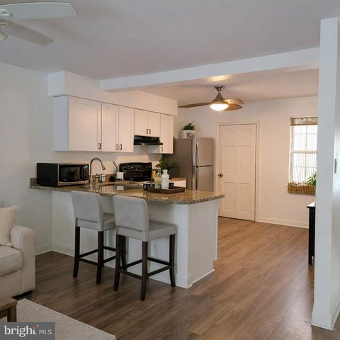 204 SPRINGWOOD DR, Bear, DE 19701