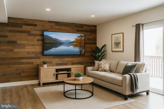 204 SPRINGWOOD DR, Bear, DE 19701