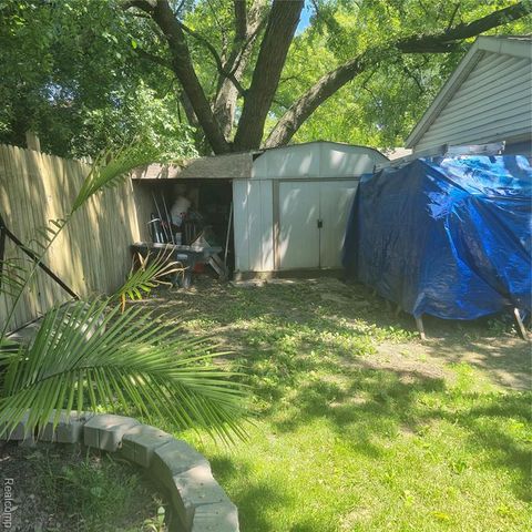 822 Crawford Street, Flint, MI 48507