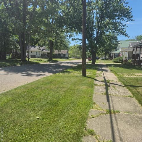 822 Crawford Street, Flint, MI 48507