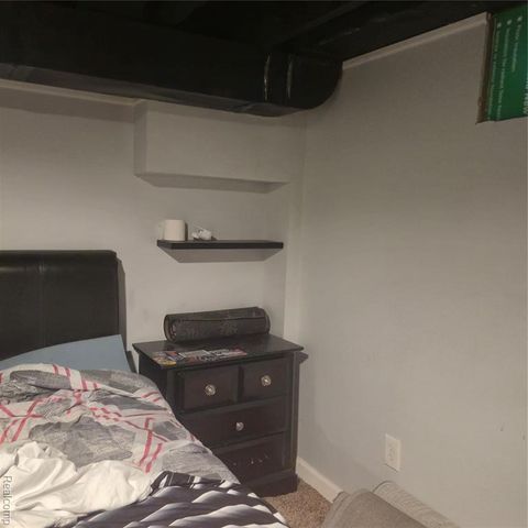 822 Crawford Street, Flint, MI 48507