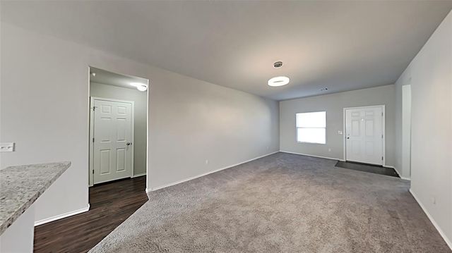 10704 SW 23rd Terrace, Yukon, OK 73099