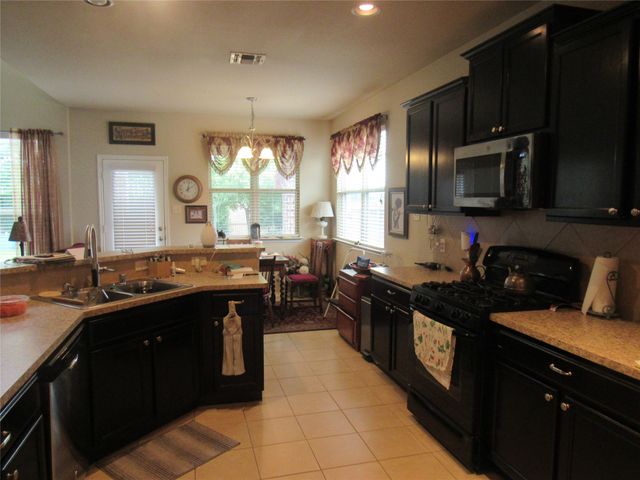 1513 San Carlos Drive, Van Alstyne, TX 75495