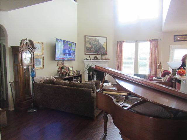 1513 San Carlos Drive, Van Alstyne, TX 75495