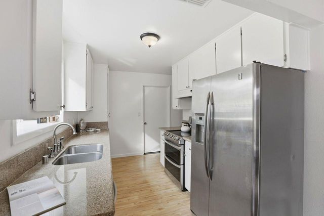 8998 Alderson Ave, Sacramento, CA 95826