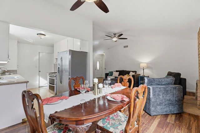 8998 Alderson Ave, Sacramento, CA 95826