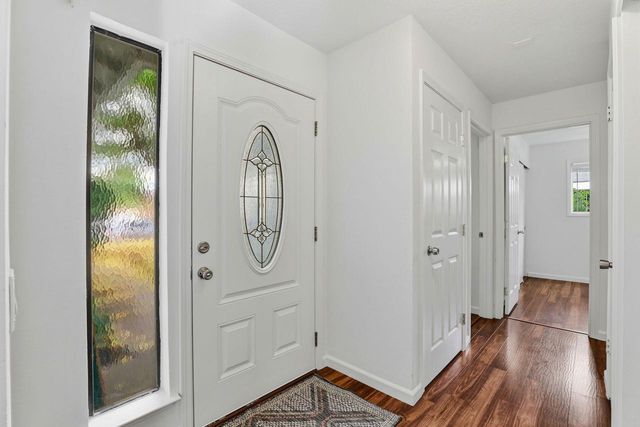 8998 Alderson Ave, Sacramento, CA 95826