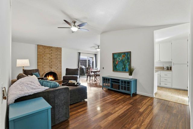 8998 Alderson Ave, Sacramento, CA 95826