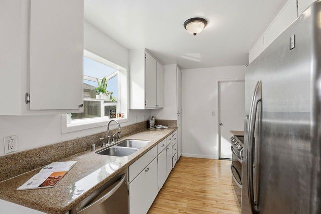 8998 Alderson Ave, Sacramento, CA 95826