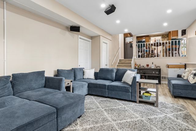 407 Greenfield Road, Shorewood, IL 60404