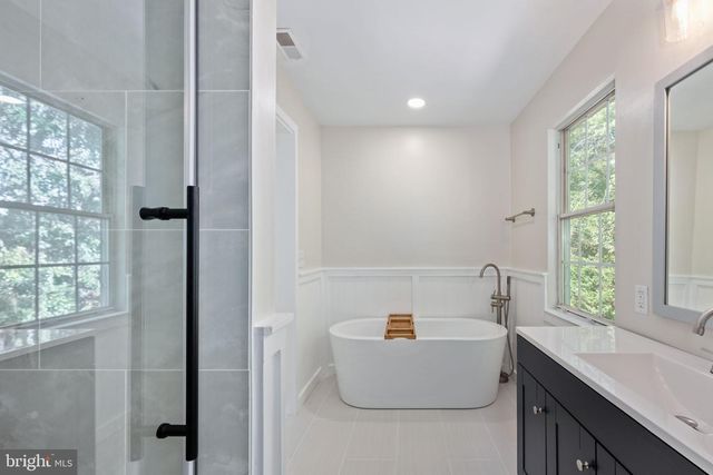 103 SPRING LAKE DR, Stafford, VA 22556