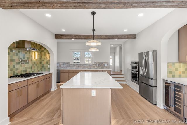 415 Sunset SW, Ardmore, OK 73401