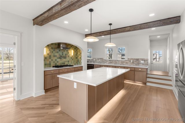 415 Sunset SW, Ardmore, OK 73401