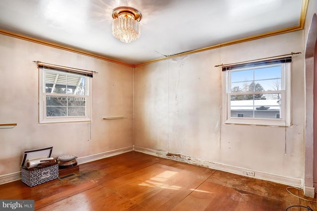 3310 UNIVERSITY BLVD W, Kensington, MD 20895