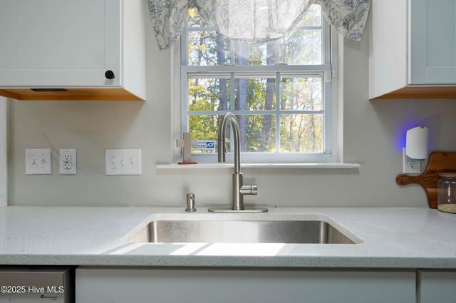 103 Huff Court, Jacksonville, NC 28546